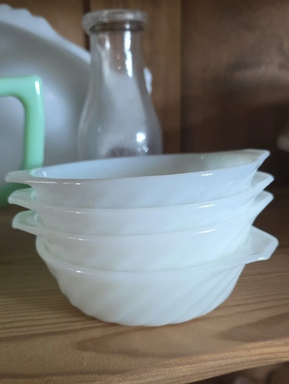 VINTAGE Anchor HOCKING White SWIRL Milk Glass serving Bowls